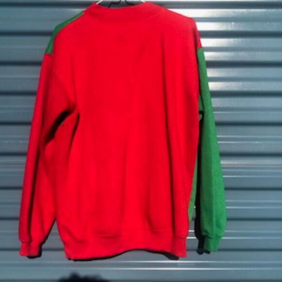 Xmas Sweater . Size: Small {6-7} . Children's ......... Pre-Owned - Picture 2 of 3